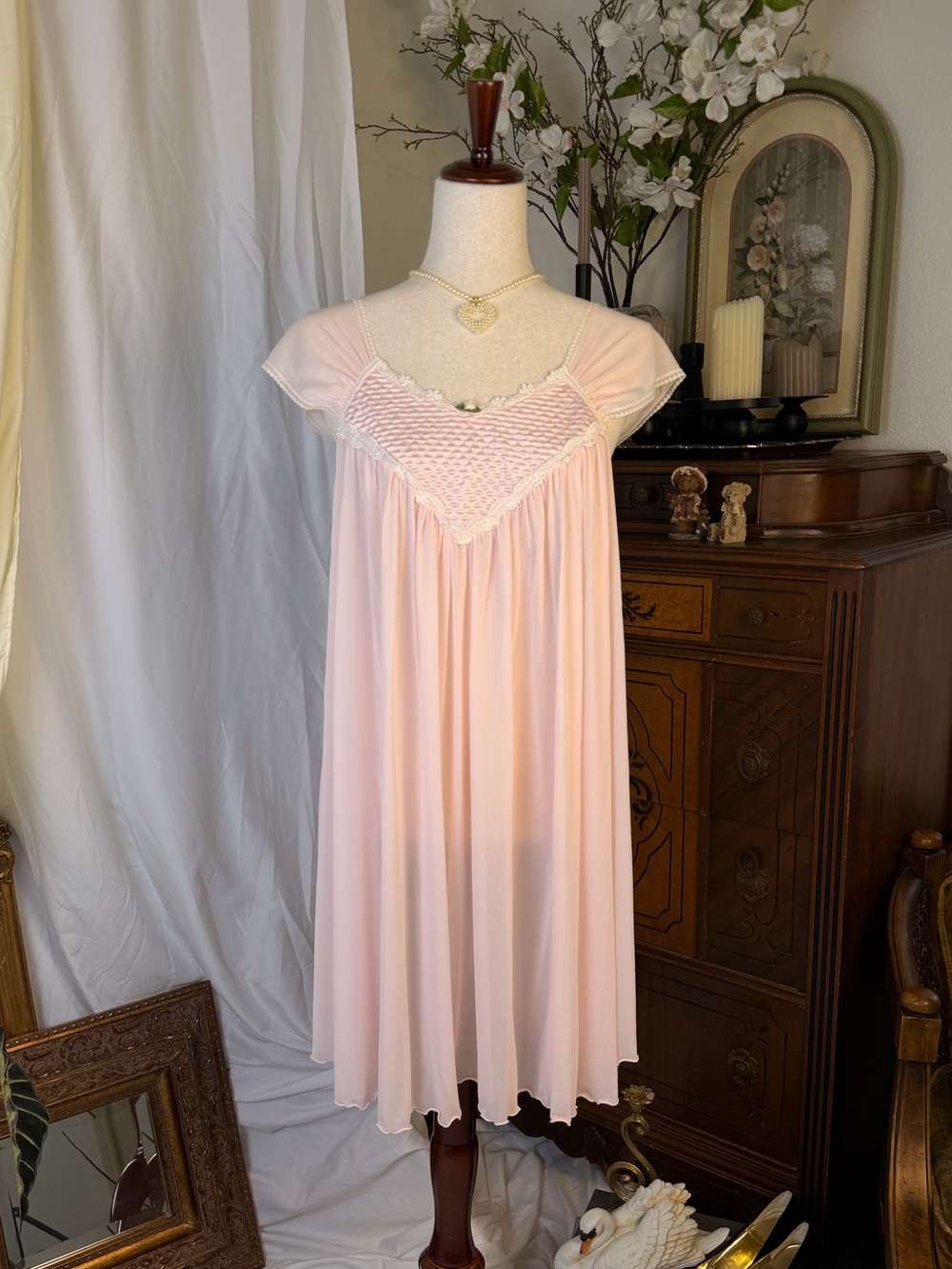 Vintage Miss Elaine Soft Pink Lace-Trim Nightgown - Slip dress